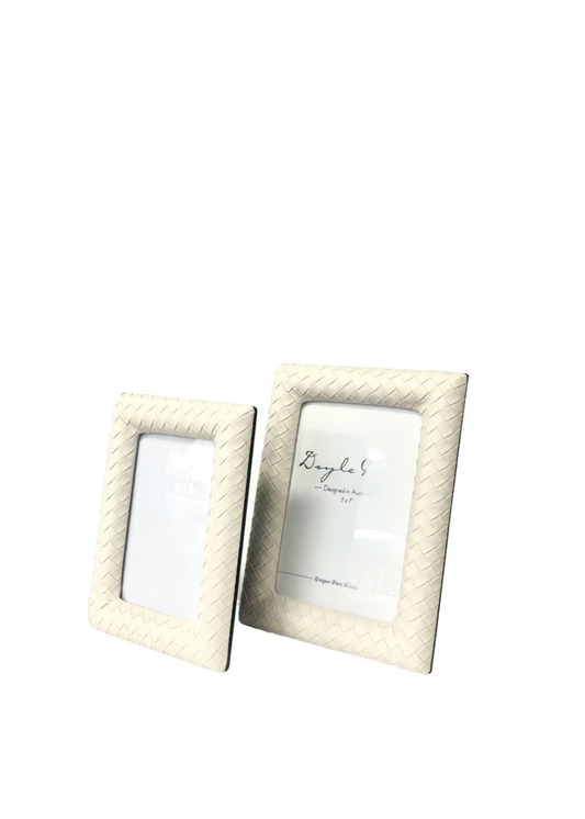 basket weave frame