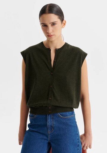 river knit button vest