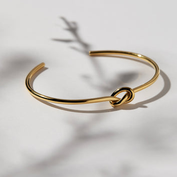 nature's knot - gold cuff