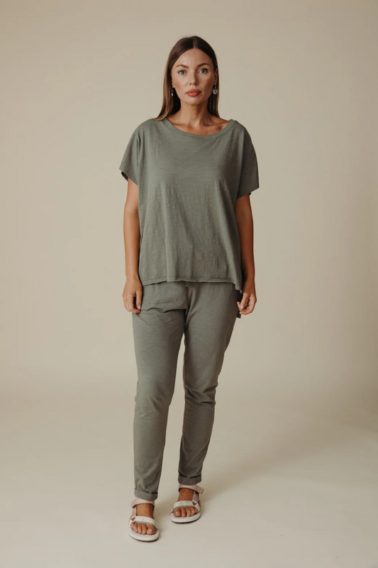 shoreline fine slub cotton t-shirt - dusty olive