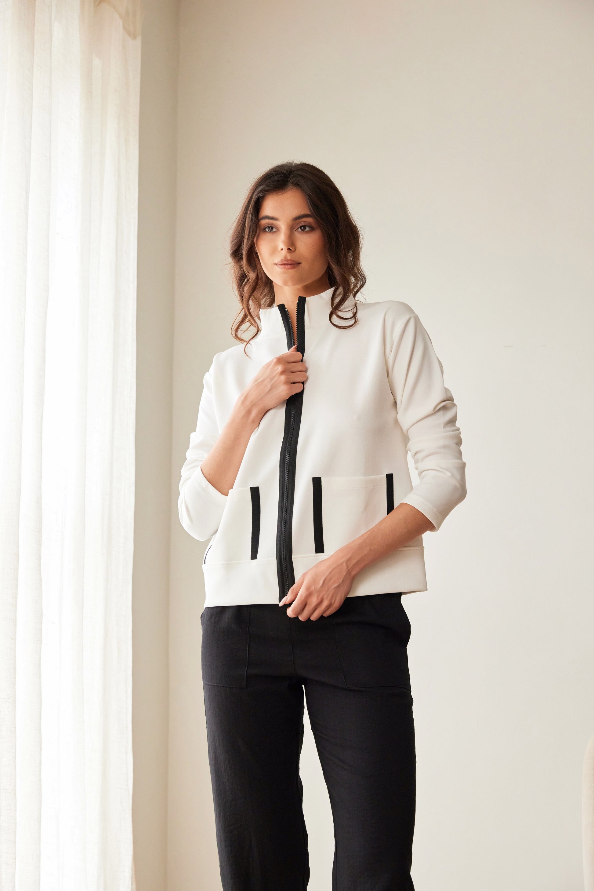 Peruzzi Contrast Pocket Jacket in Ecru and Black