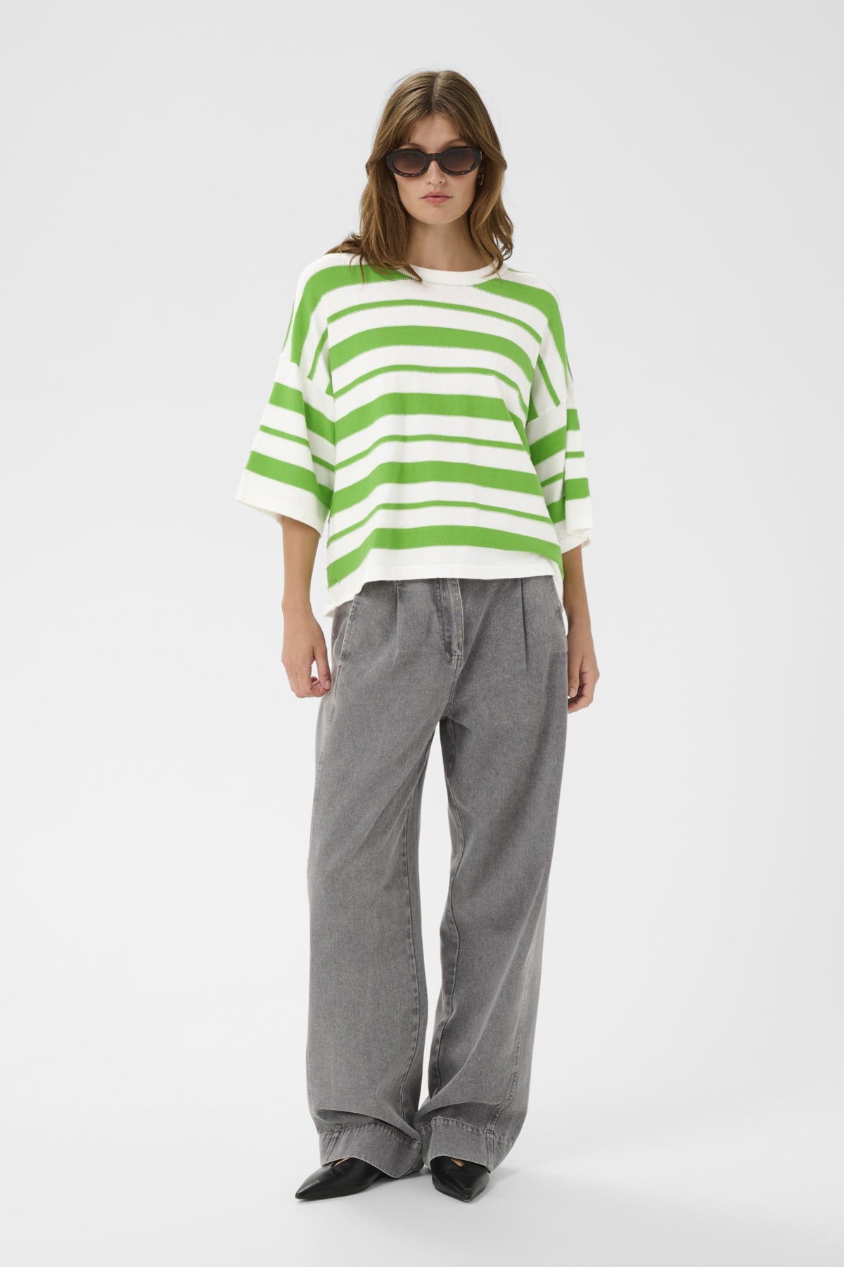 Soaked in Luxury Spina Boxy Structure Pullover in White with Green Stripe