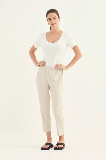 Verge Colt Pant in Putty, worn - front, hands on hips